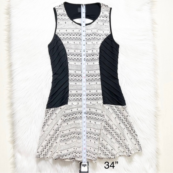 Revolve {Greylin} Black White Jacquard Diamond Sleeveless Skater Tunic Dress - Picture 14 of 14
